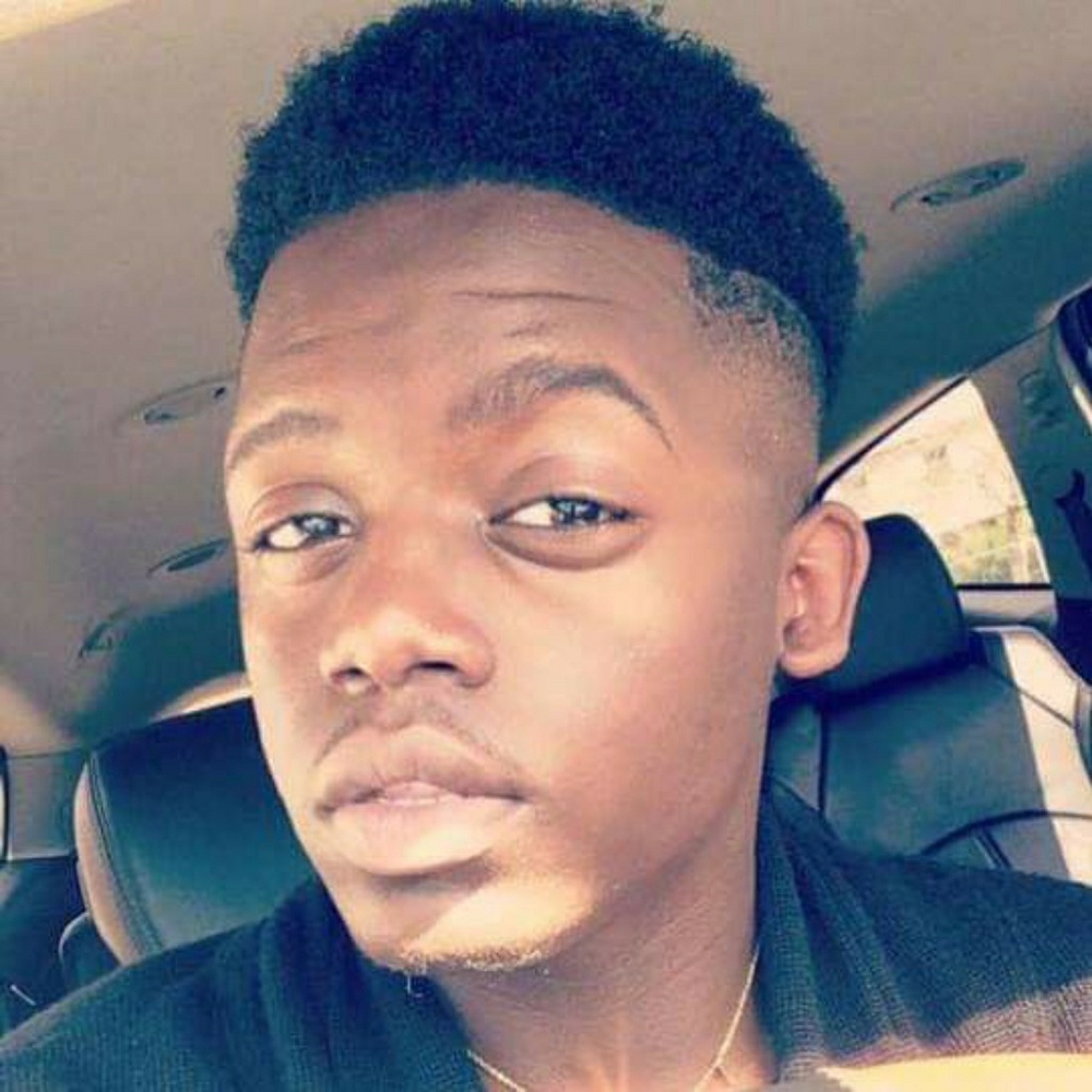 Meet your Posher, Deonte